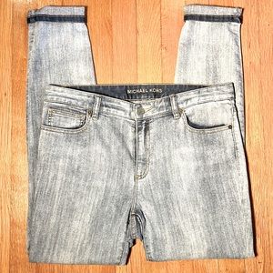 💜Michael Kors EUC Faded Light Blue Jeans Size 8